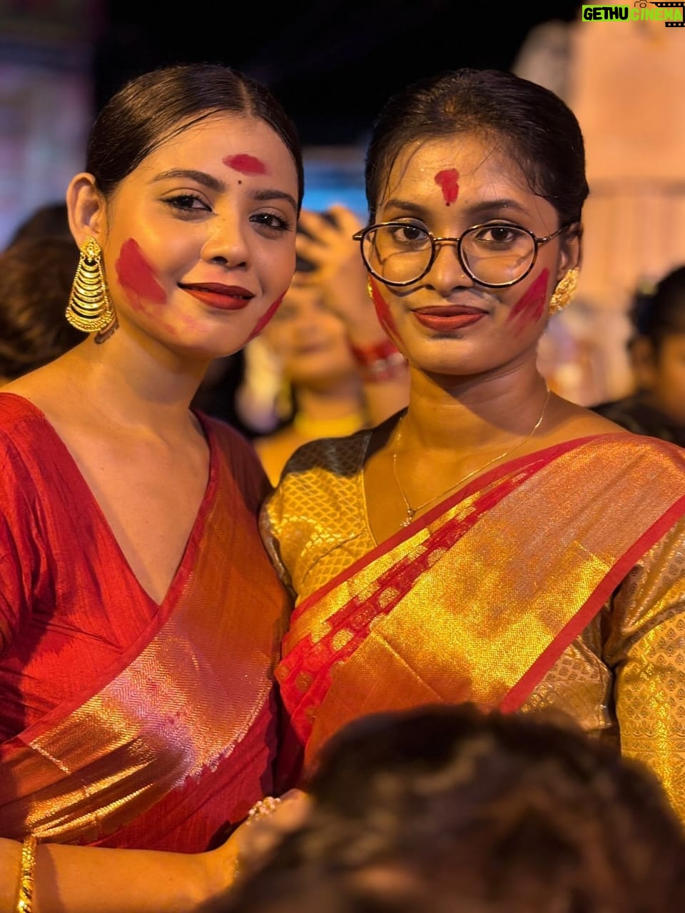 anushka roy - 6.5K Likes - শুভ বিজয়া ❤️🥺