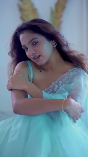 bhumika Basavaraj Instagram - ಓ ಪ್ರಿಯಾ…… ✨

#saree - @radheysdesignerstudio 
#bhumikabasavaraj
