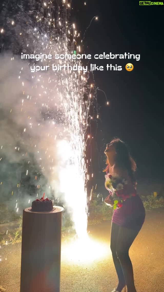 bhumika Basavaraj - 57.1K Likes - Okay I promise this is my last birthday post of the year 2025 😍✨

Am truly blessed to have a gang like this who will always stand by me and support me to the core .. thank u guys  for all your love and support u give 🥰

#bhumikabasavaraj