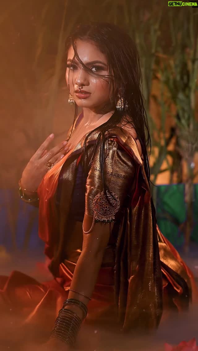 bhumika Basavaraj - 158.8K Likes - ಸೌಂದರ್ಯ ಸಮರ ✨

Makeup - @makeoverwith_sandhyagowda 
Concept - @makeoverwith_sandhyagowda 
Jewellery- @kushal_kaari_fashion_jewelry 
Hairstyle- @glitter_the_magic_touch 

#bhumikabasavaraj