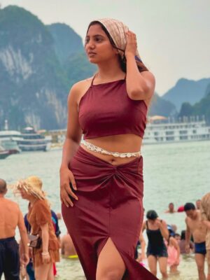 bhumika Basavaraj Instagram - How am I look’n ? 🙈😍

#bhumikabasavaraj #vietnamdairies🇻🇳 #explore