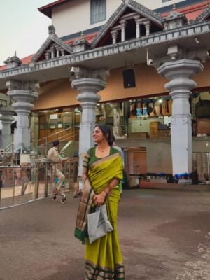 bhumika Basavaraj Instagram - ಧರ್ಮಸ್ತಳಕ್ಷೇತ್ರ ವರಪರಂ ಜ್ಯೋತಿಮ್ 🕉️..
#bhumikabasavaraj