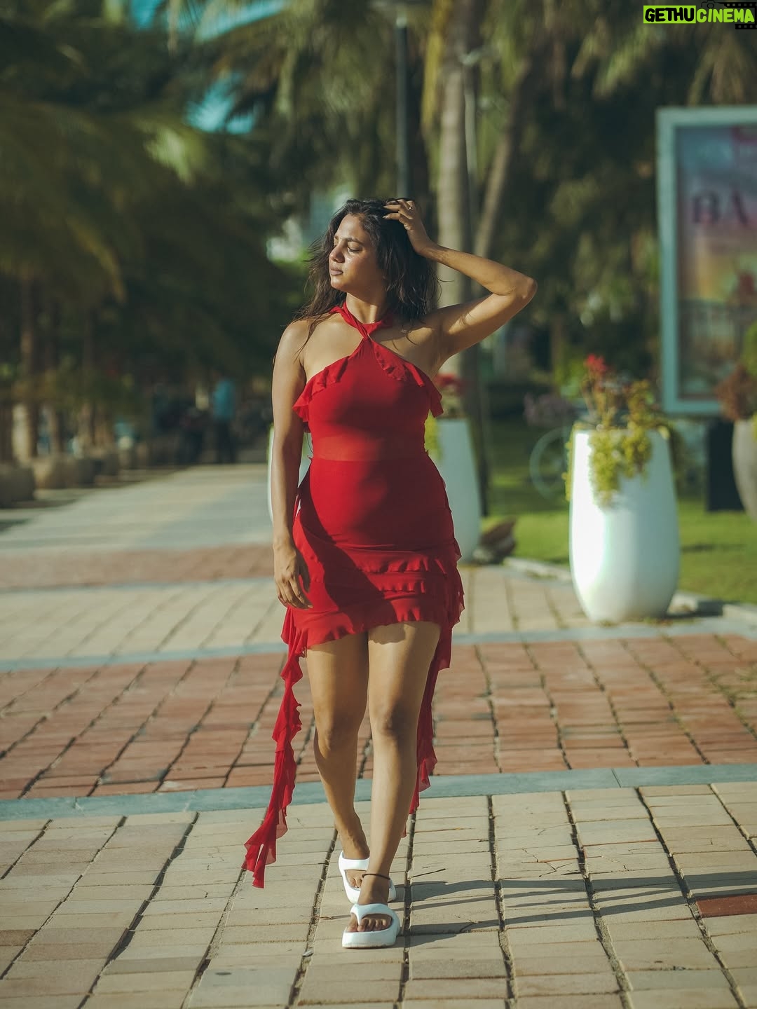 bhumika Basavaraj - 58.4K Likes - ♥️Red is not just a color, it’s a whole mood ✨ 
agree..? 
Moniicaaaaa… love u Bhuuumiikkaaa 😜🙈

#bhumikabasavaraj #vietnamdairies🇻🇳