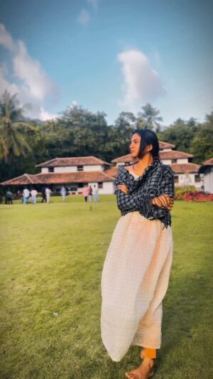 bhumika Basavaraj Instagram - ನೀವೂ ಕೂಡ ಈ ಜಾಗಕ್ಕೆ ಹೋಗಿದಿರಾ🌹😍

 #bhumikabasavaraj #explore