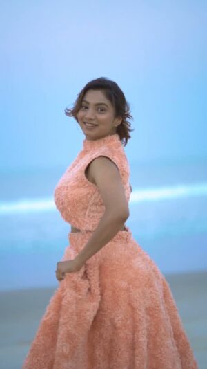 bhumika Basavaraj Instagram - ವಯಸ್ಸು ನನಗೆ 18 ಆಯ್ತು….😝😻
#outfit - @maya_designer_studio_ 

#bhumikabasavaraj