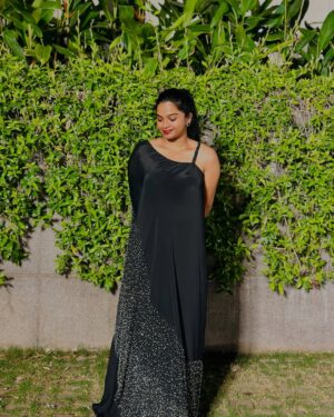 brunda Prabhakar Instagram - Midnight tones and untold stories.👻

#brundaprabhakar #insta #black #blackoutfit #ootn #wedding