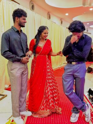 brunda Prabhakar Instagram - Happiest Birthdayyy Dasshhhhhh🥳💃

Thanks for always having my back and being there for me ❤️
Just lucked out ✨

My hero, My superstar, my one and onlyyy 😎
(Captioned by the OG himself @_sadhwin.shetty_ )