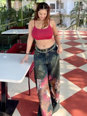 deeksha Instagram - Too busy enjoying life to explain it.
@oo.olivia.goa @socialswitch.in