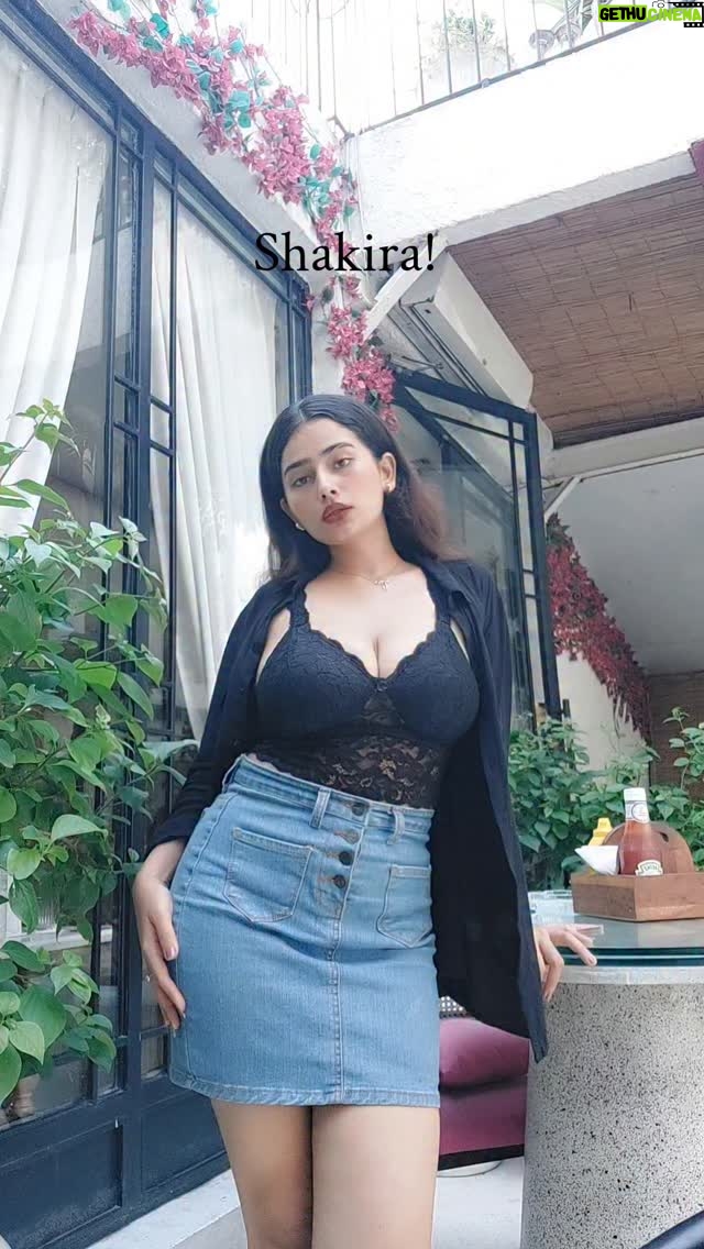 deepaliish - 20.2K Likes - Shakira vs Patola?💋

#viral #instagram #fyp #explorepage #explore