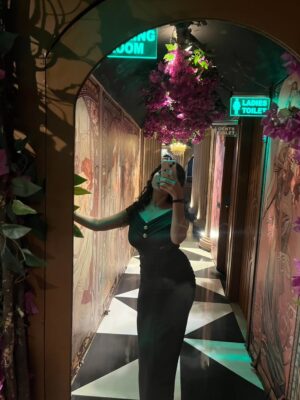 deepaliish Instagram - Finally m 21💋🍒💕💅
#birthday
#instamood #posts #foryouシpage #share