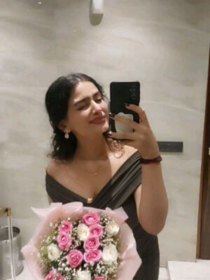 deepaliish Instagram - Finally m 21💋🍒💕💅
#birthday
#instamood #posts #foryouシpage #share
