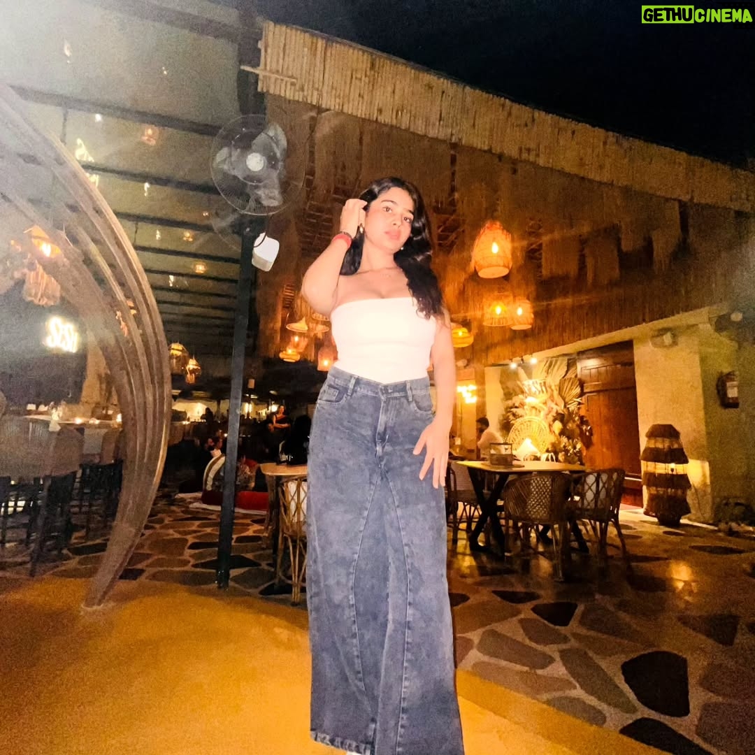 deepaliish - 1.7K Likes - 💕

@seshdelhi
@redcarpetspr
#instamood #instagood #posts #shares