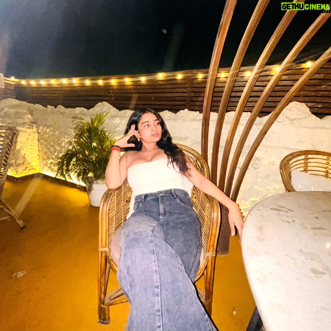 deepaliish - 1.7K Likes - 💕

@seshdelhi
@redcarpetspr
#instamood #instagood #posts #shares