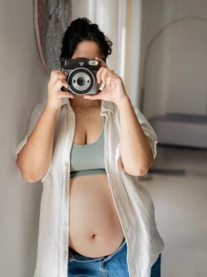 diksha sharma Instagram - Pregnancy is a wild journey..but it’s also the most beautiful journey that I’ve ever been on!
I’m the biggest I’ve ever been, and yet the most I’ve loved my body this whole life would be now, every day now.

Living this phase one day at a time, holding on to every second a little longer :)

I was never one for maternity shoots but when you have @loveandmemoriesofficial knock your door for the CUTEST photos ever, you don’t say no! :)
.
.
.
.
[pregnant apparently, baby bump, bumping, maternity shoot, maternity, mom to be, baby incoming 2026, third trimester, pregnancy, pregnant]