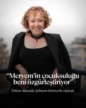 Şebnem Sönmez Instagram - “Meryem’in çocuksuluğu beni özgürleştiriyor”

Bir Demet Tiyatro’nun uslanmaz Mücver’i, Yedi Numara’nın anneliği yeniden sorgulatan Zeliha’sı ve iki kez Afife Jale Ödülü alan Şebnem Sönmez; güçlü, unutulmaz karakterlere hayat verdiği birçok projede olduğu gibi, ‘Ben Leman’da da kadın hikâyelerine derinlik, zarafet ve samimiyet katmaya devam ediyor. Özlem Akbudak, Şebnem Sönmez’le söyleşti.
Tamamını okumak için profildeki linki ziyaret edebilirsiniz.