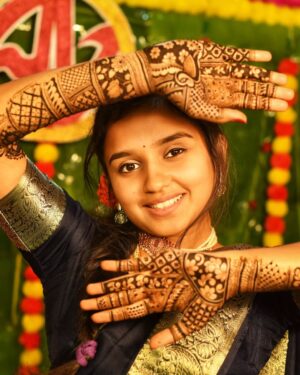 eyeconic Aishwarya Instagram - Memories from Marriage ❤️ MEHENDI