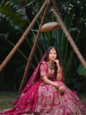 geetika bisht Instagram - Pink, always.💞💞