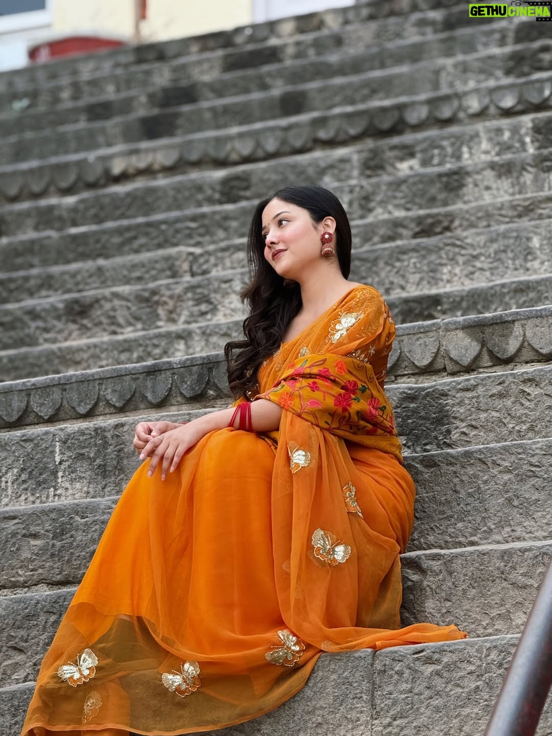 geetika bisht - 9K Likes - Banaras, you are where time pauses.🧡
.
.
.
#banaras #ghat #varanasi #assighat #fyp #explorepage✨