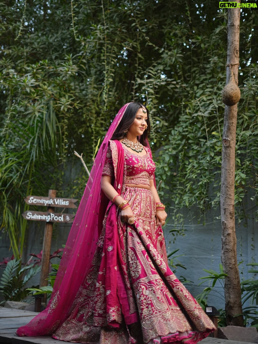 geetika bisht - 5.1K Likes - Pink, always.💞💞