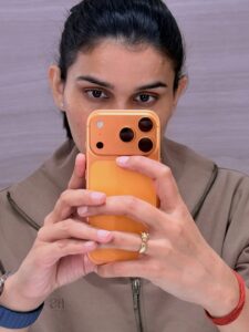 Actress himanshi singh HD Photos and Wallpapers January 2026