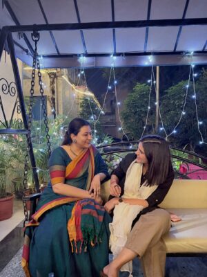 himanshi singh Instagram - शुभ दीपावली 🪔✨
#diwali