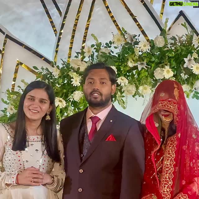 himanshi singh - 294.6K Likes - ख़ान सर को शादी की हार्दिक शुभकामनाएँ। 
.
.
.
.
.

#khansirpatna
#khansirreception