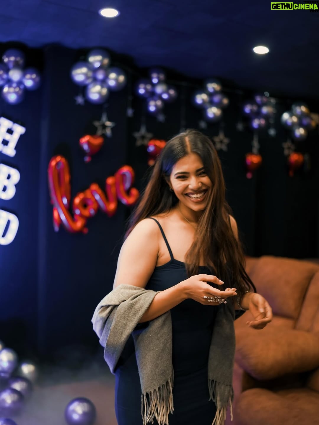ichandanak gowda - 7.7K Likes - Planning a get-together with your crew that’s anything but basic?
@bingetown_in Bangalore is where unforgettable memories come to life! 🎉 Whether it’s a family celebration or a fun night with friends, we’ve got luxury, food, and entertainment all under one roof.

📍 Already live in Bangalore, Hyderabad, Delhi, Mumbai, Chennai, and Noida — your city is celebration-ready!
📲 Book now via WhatsApp at 86189 76974 or visit www.thebingetown.com

(bangalore celebrations, best party place, private theatre bangalore, group hangouts, birthday surprise, foodie paradise, luxury experience, unforgettable moments, thebingetown)
#BingeTown #Bangalore #BestCelebrationSpot #GroupGoals #FoodieHeaven #LuxuryVibes #MustVisit #BangaloreFoodies #UnforgettableNights #perfectgathering #gurr #instagood #foryou #trending #dameungrr