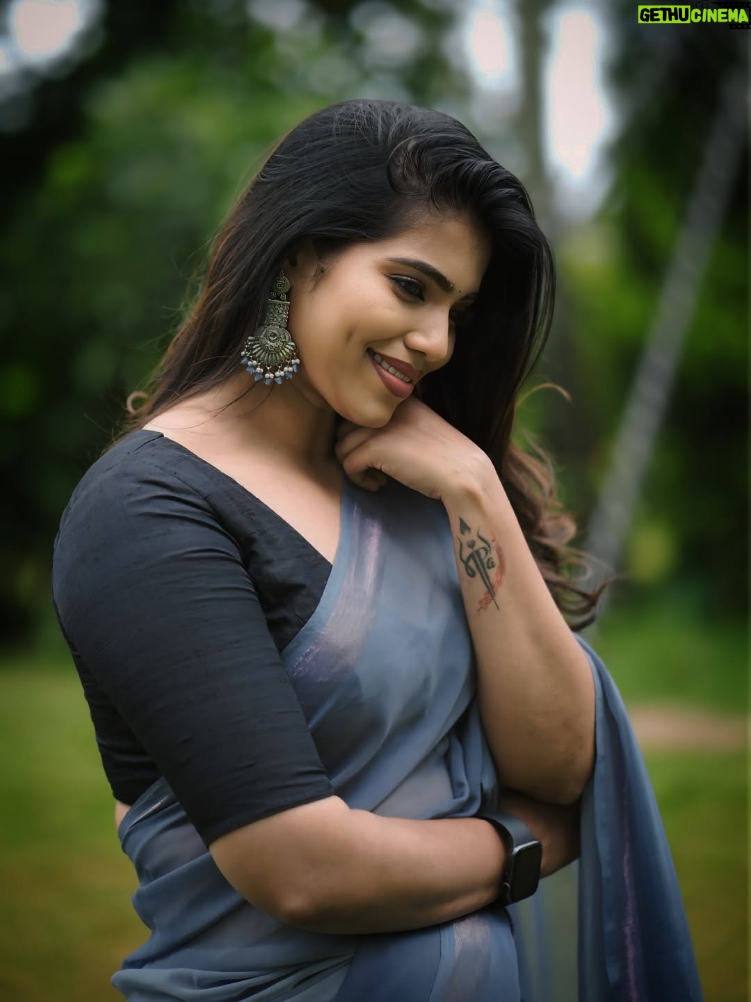 ichandanak gowda - 4.5K Likes - ನಾಜೂಕು ನಾರಿ ♥️🌸

#instgram #saree #karnataka #kannada #instagood #explore #foryou #trending