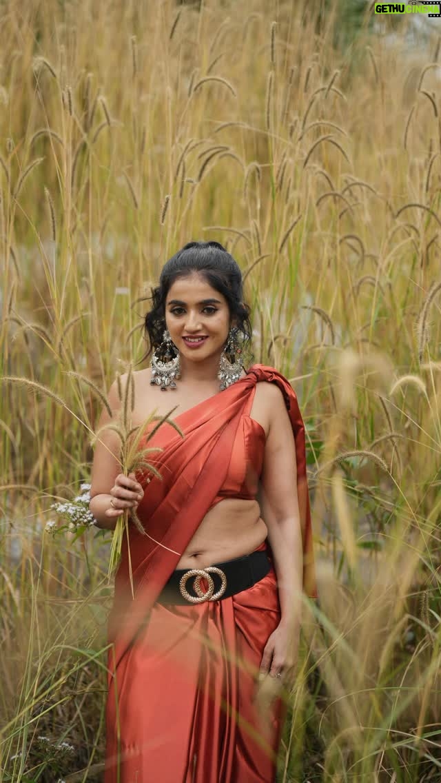jhanvi R - 86.4K Likes - Sometimes u have to leave , not for ego ., but for self respect
✌️
If people treated you like an option , leave them like a choice
🤘
I don’t treat people badly , I treat them accordingly
🫵
Concept and shoot plan @tisismansa 

Beautiful and unique costume designer @ishtaa_by_manasa

Professional make up and hairstyle and saree drape by @makeover_by_navya 

Passionate photography @_a_s_photogrphy 

#jhanvi #jhanvianchor #jhanviartist #heroine #nannammasuperstar #gichigiligili #majacafe #saviruchi #bigboss12 #bigbossseason12 #bigbosskannada #newsanchor #journalist #janu