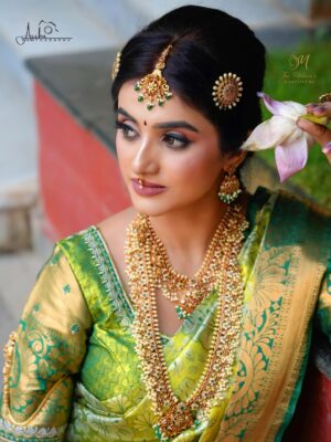 jhanvi R Instagram - Beautiful make up and hairstyle done by @makeoverbymohini
Jewellery @arikabykeerthi
Passionate photography @acchu_photography26
#jhanvi #jhanvianchor #jhanviartist #heroine #nannammasuperstar #gichigiligili #majacafe #saviruchi #bigboss12 #bigbossseason12 #bigbosskannada #newsanchor #journalist #janu