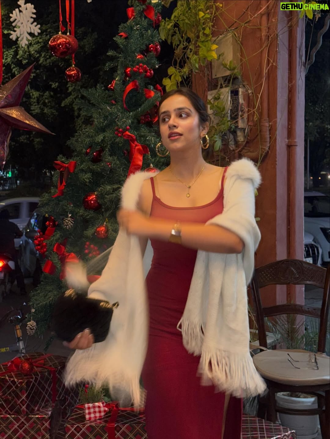 kanishka Ahluwalia - 1.7K Likes - Red fits my fire sign💋