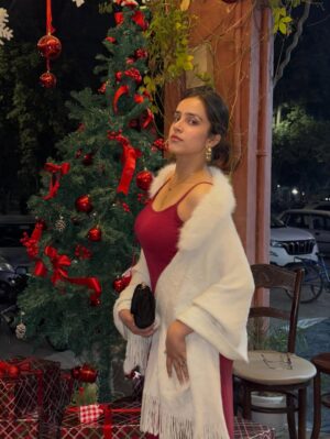 kanishka Ahluwalia Instagram - Red fits my fire sign💋