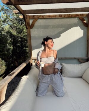 İlayda Aydın Instagram - ☕️🌺