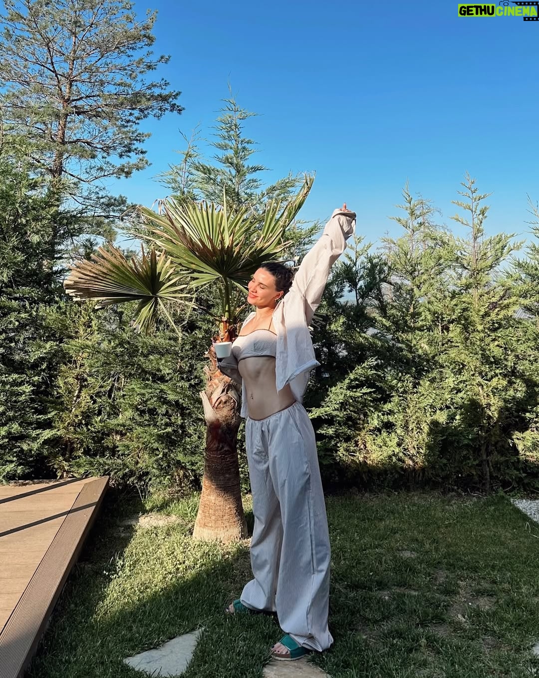 İlayda Aydın - 3.1K Likes - ☕️🌺