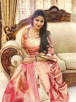 monisha Vijaykumar Instagram - ಹಬ್ಬ 🪔✨