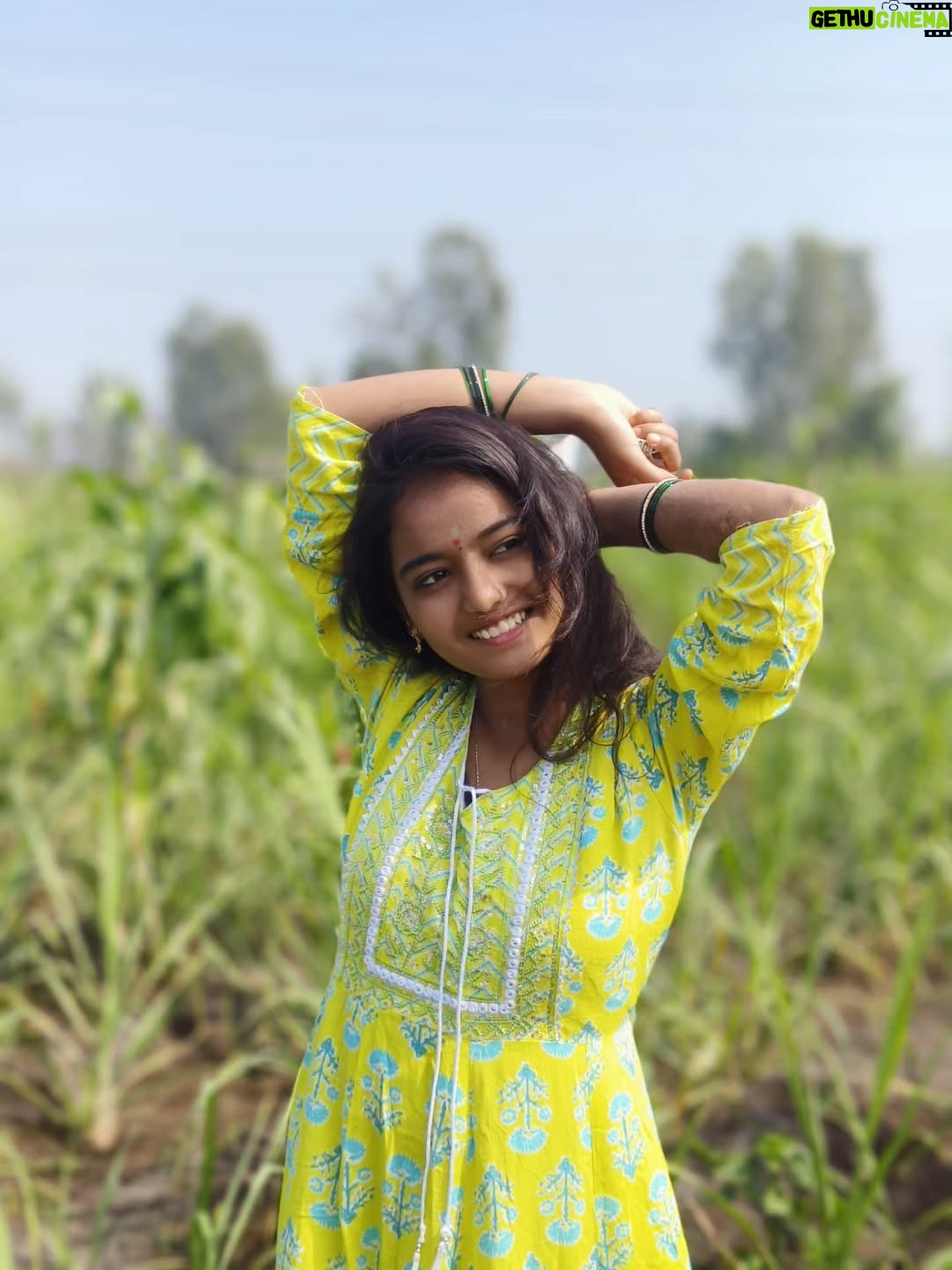 namita chidre - 7.6K Likes - ♥️♾️🥹......@namita_chidre_
.
.
.
#trending #gotrending #viralphotos #kannadasongs #explorepage✨