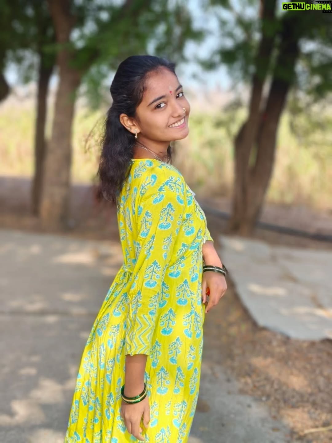 namita chidre - 7.6K Likes - ♥️♾️🥹......@namita_chidre_
.
.
.
#trending #gotrending #viralphotos #kannadasongs #explorepage✨