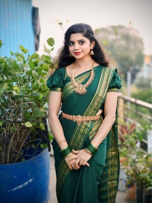 nethra gowdaa Instagram - 🫠❤️

Saree: @clothina_.21