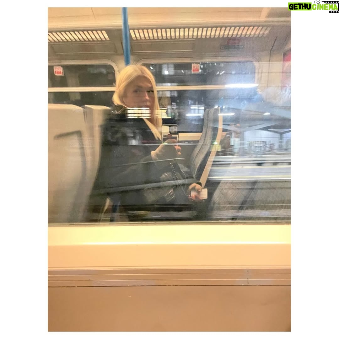 İpek Erdem - 1.9K Likes - “Moonlight and love songs, never out of date”
#london