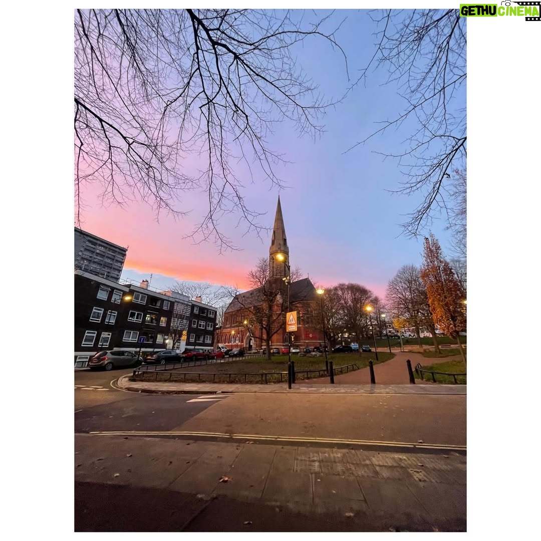 İpek Erdem - 1.9K Likes - “Moonlight and love songs, never out of date”
#london