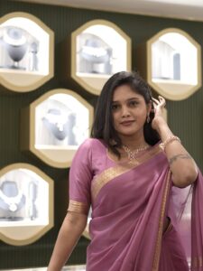 Actress poorvi acharya HD Photos and Wallpapers December 2025