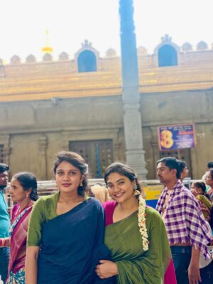 poorvi acharya Instagram - My people 🫂💗
.
.
.
#dboss #poorvi_acharya456 #karunada_shootout #gowdru_haida #nammkarnatakaphotographers #karnataka #karnatakatourism #travelkarnataka #karnataka_one #karnataka_ig #nammkarntaka #travelphotography #photography #karnataka_focus #natgeo #hampi #kannadanadu #wanderlust #bengaluru #travelblogger #indianphotography #travelindia #trellingbangalore #realkarnataka #karnatakapictures #incrediblekarnataka #incredible_shivamogga #beautiful_malenadu #mysuruonline