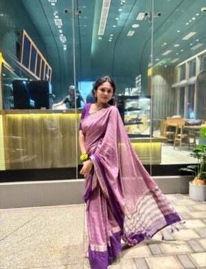 poorvi acharya Instagram - 💗💗
#festival #real #trendingsongs #dboss #poorviacharya #virelpost #ganpatibappamorya #trend #viralvideos