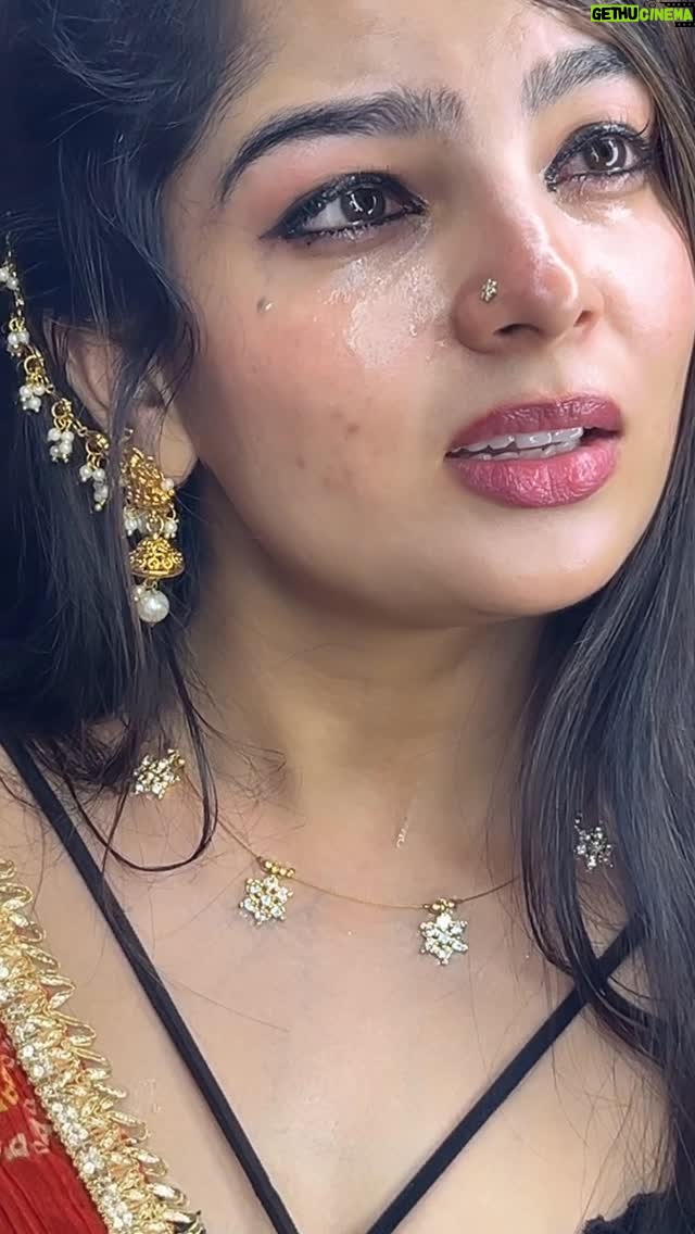 pramila acharya - 28.8K Likes - ಮಾತು ಆಡಲಾರೆ ಕಣ್ಣಲ್ಲಿ ನೋಡಲಾರೆ ನಿನ್ನೆದುರು ಹೇಗೆ ನಿಂತುಕೊಳ್ಳಲಿ  ಹೋಗು ನೀನು ಸಾಕು ನಾನು ಇನ್ನು ಬೈಯ್ಯಬೇಕು  ಈ ಏಕಾಂತದ  ಬೆಂಕಿಎದುರಲಿ 🔥🔥🔥