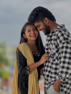prathima thakur Instagram - Happy birthday appiiii♥️🫂

Today is your special day♥️
I wish you good health and happiness🤗thank you for supporting me and caring for me 🥺 I am very lucky to have you🫂 I wish you, success and joy♥️ stay happy and keep smiling🤗
Enjoy this beautiful day! I will always support you ♥️ @rockingstarohan ♥️🫂