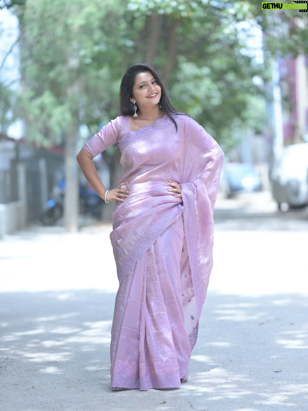 prathima thakur - 57.8K Likes - ನನ್ನಿಂದ ಎಂದೂ ದೂರಾಗದಂತೆ♥️
Saree by @savandsilks