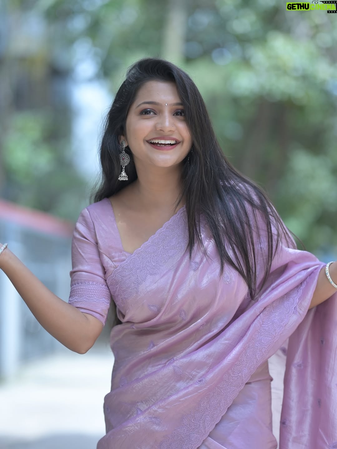 prathima thakur - 57.8K Likes - ನನ್ನಿಂದ ಎಂದೂ ದೂರಾಗದಂತೆ♥️
Saree by @savandsilks