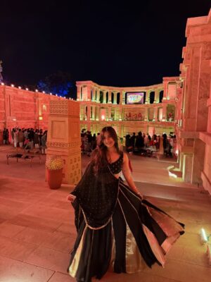 preet lakhanii Instagram - soft focus🎇