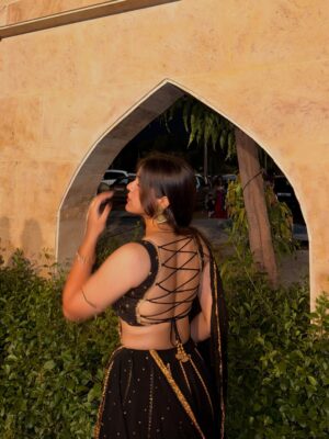 preet lakhanii Instagram - soft focus🎇