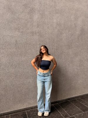 preet lakhanii Instagram - lowkey obsessed w this fit😋